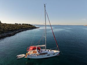 Oceanis 35