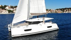 Lucia 40