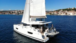 Lucia 40