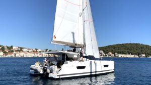 Lucia 40