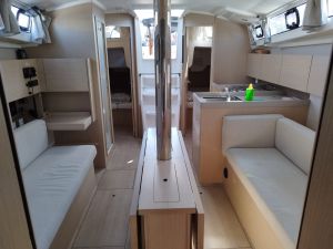 Oceanis 38.1