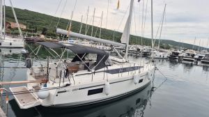 Bavaria C38