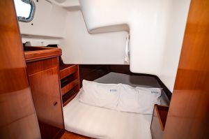 Oceanis 411