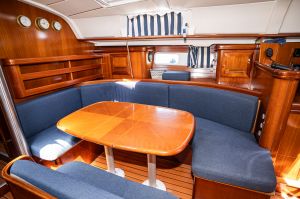 Oceanis 411