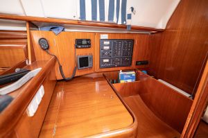 Oceanis 411