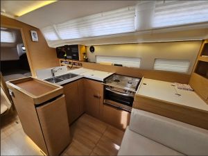 Sun Odyssey 410