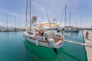 Salona 38