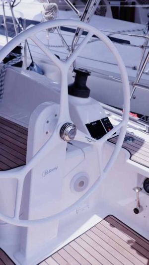 Bavaria Cruiser 37