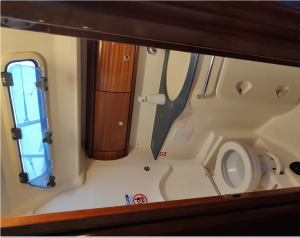 Bavaria 44
