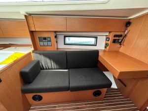 Bavaria C42