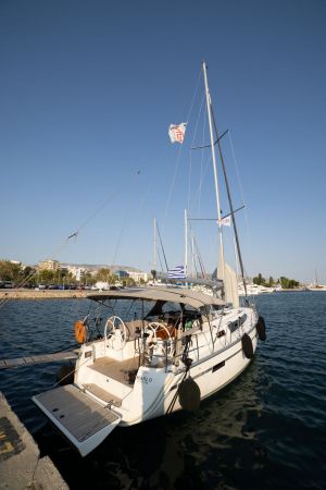 Bavaria Cruiser 37