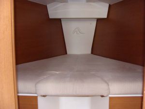 Hanse 325