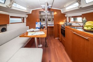 Oceanis 38.1