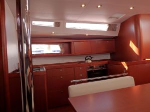 Oceanis 48