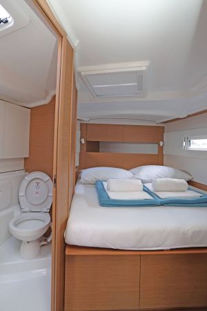 Sun Odyssey 415