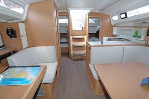 Sun Odyssey 415
