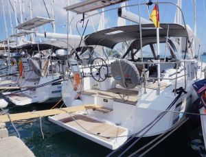 Bavaria C38