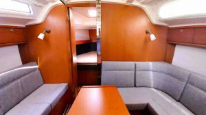 Bavaria Cruiser 37