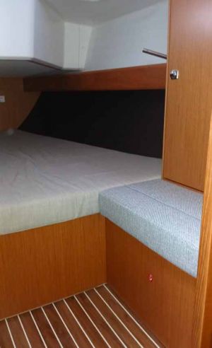 Bavaria Cruiser 37