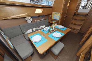Dufour 382
