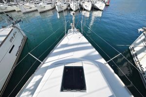 Dufour 382
