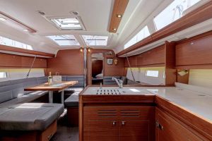Dufour 412