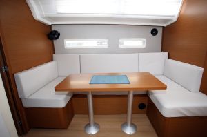 Sun Odyssey 410