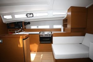 Sun Odyssey 410
