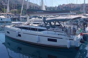 Bavaria C38