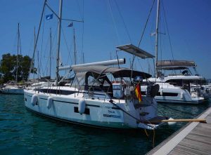 Bavaria C38