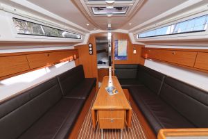 Bavaria Cruiser 33