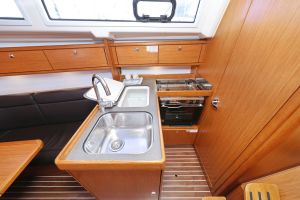 Bavaria Cruiser 33