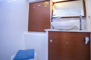 Dufour 382