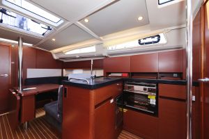 Hanse 388
