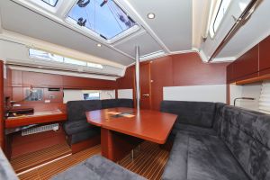 Hanse 388