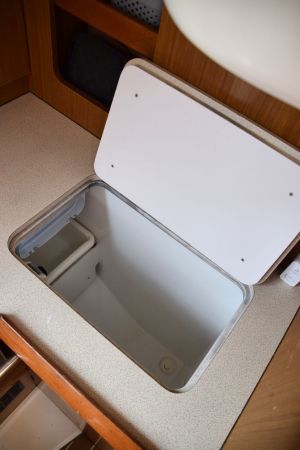 Sun Odyssey 32i