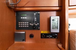 Bavaria Cruiser 33