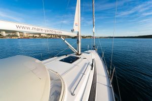 Bavaria Cruiser 33