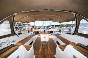 Bavaria Cruiser 56