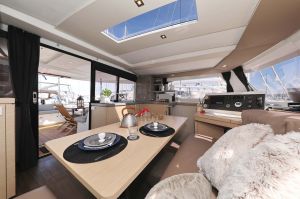 Lucia 40