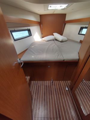 Bavaria C42