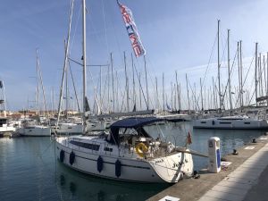 Bavaria Cruiser 37