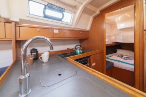 Bavaria Cruiser 37