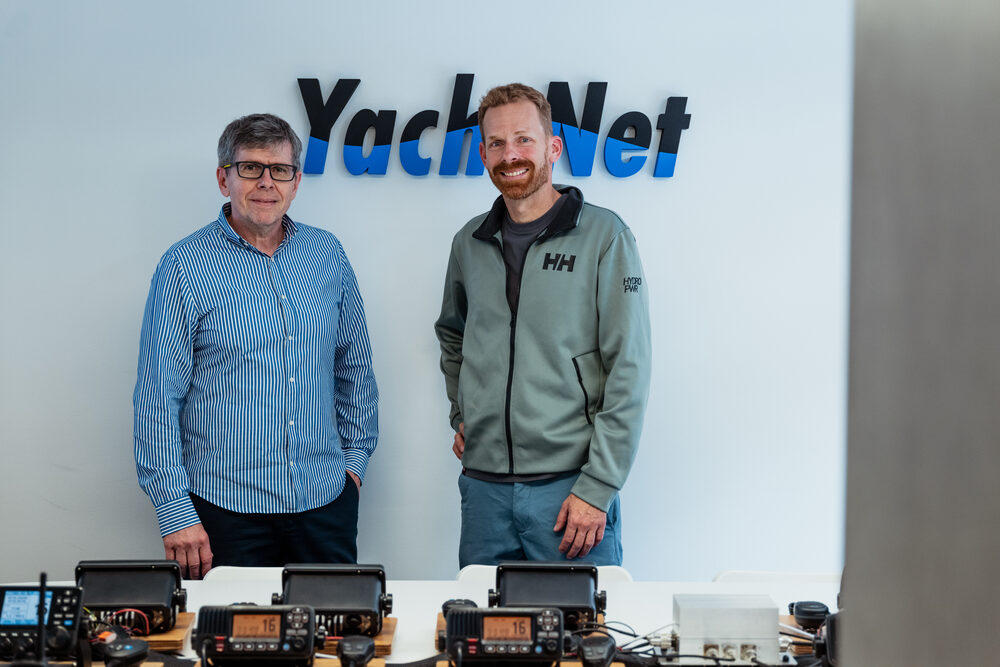 Milan Koláček a Martin Voženílek v učebně YachtNetu