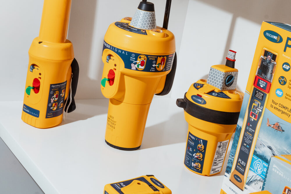 Nouzové majáky rescueME EPIRB od Ocean Signal